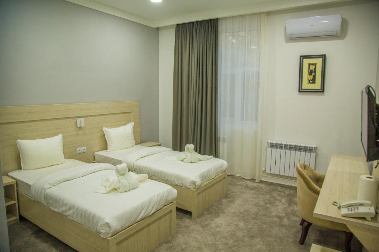 South Hotel Tashkent Esterno foto