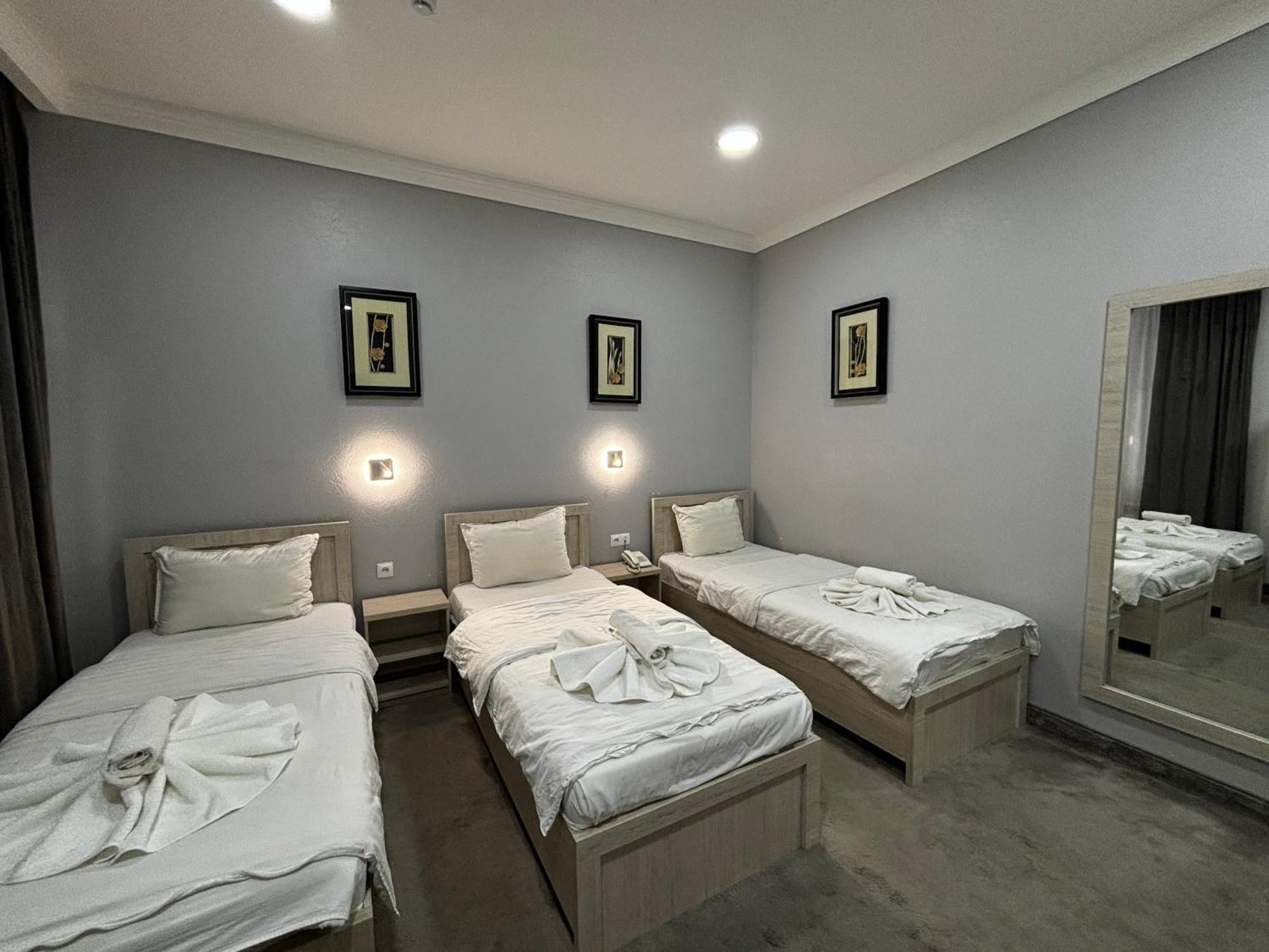 South Hotel Tashkent Esterno foto