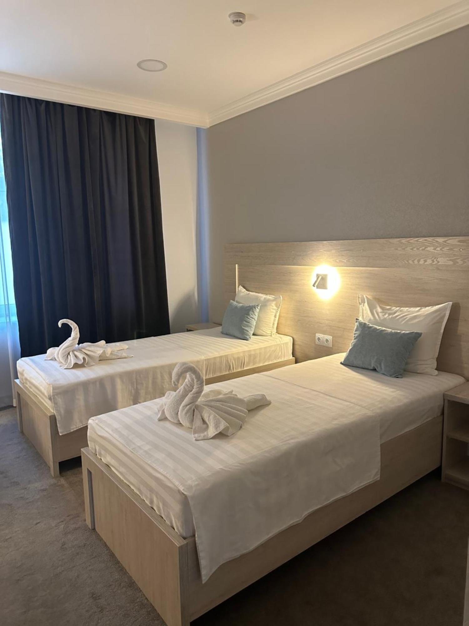 South Hotel Tashkent Esterno foto